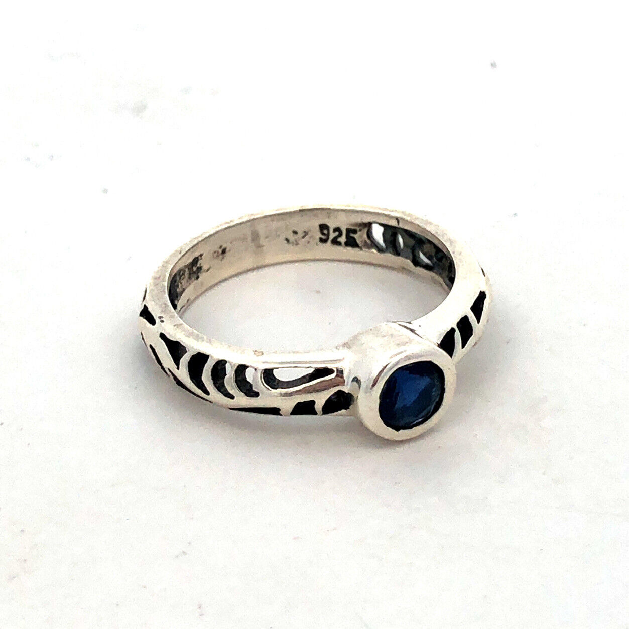 925 Sterling Silver Round Blue Cubic Zirconia CZ Open Work Band Size 6 Ring