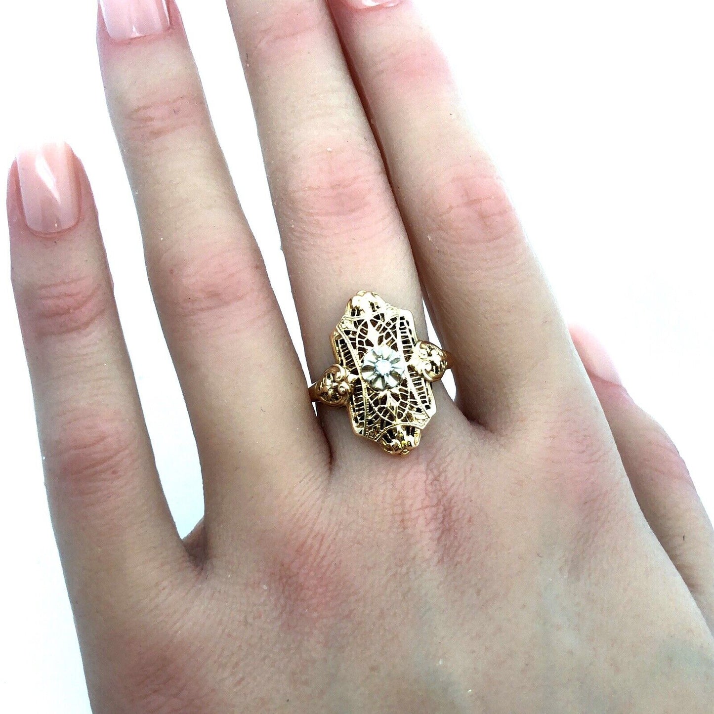 Vintage 10K Yellow Gold Diamond Floral Filigree Statement Finger Ring