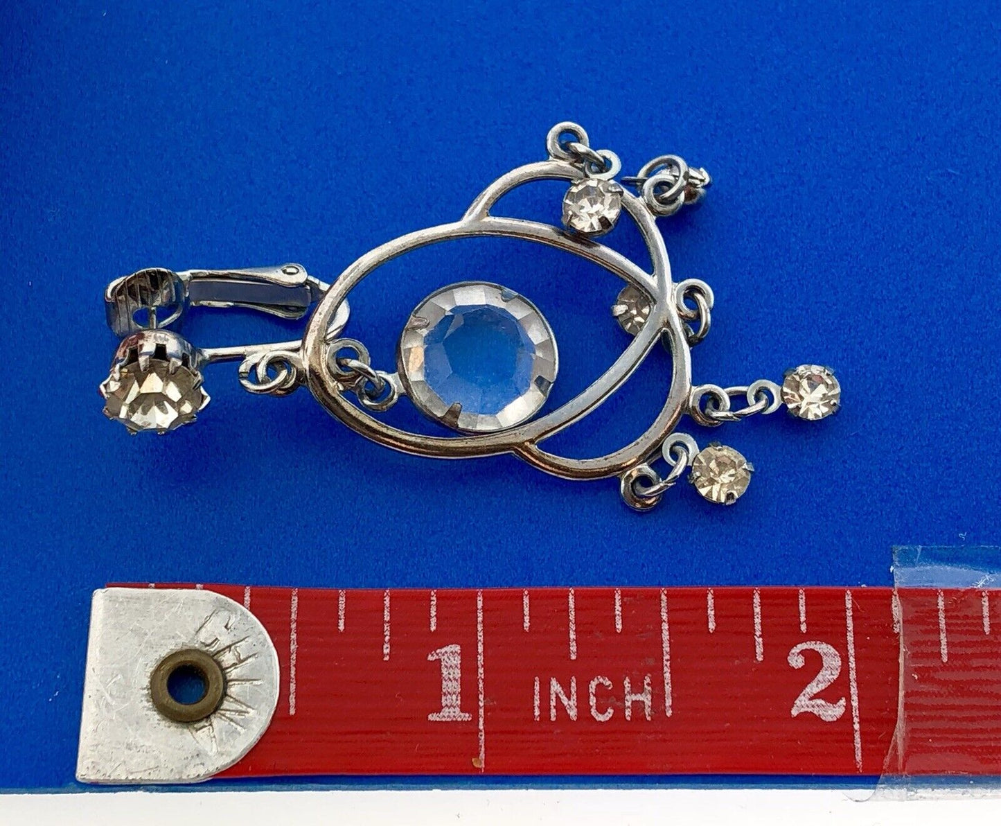 Vintage Celebrity Silver Tone Rhinestone Chandelier Drop Bridal Wedding Earrings