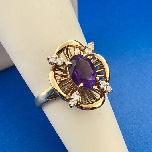 Gorgeous 14k Yellow Gold Oval Amethyst Round Diamond Radiant Dome Ring Size 4.75