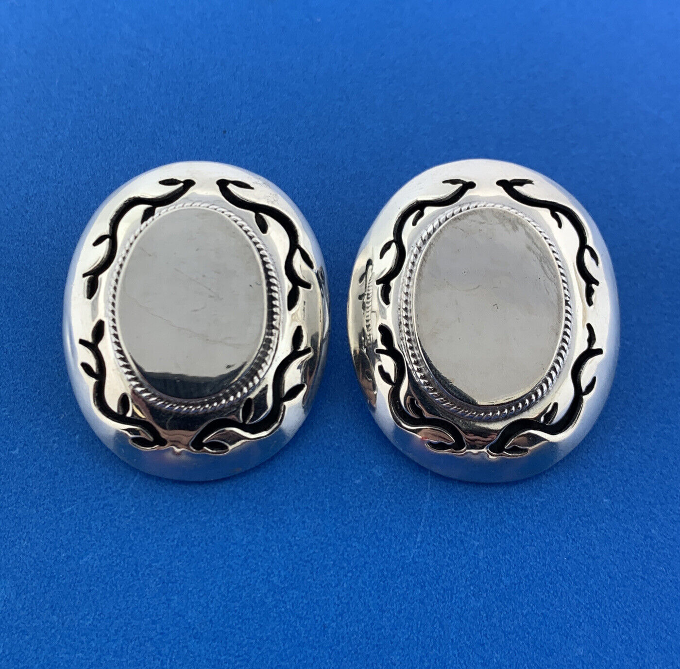 Sterling Silver 925 Native American Concho Design Engravable Oval Disc Earrings