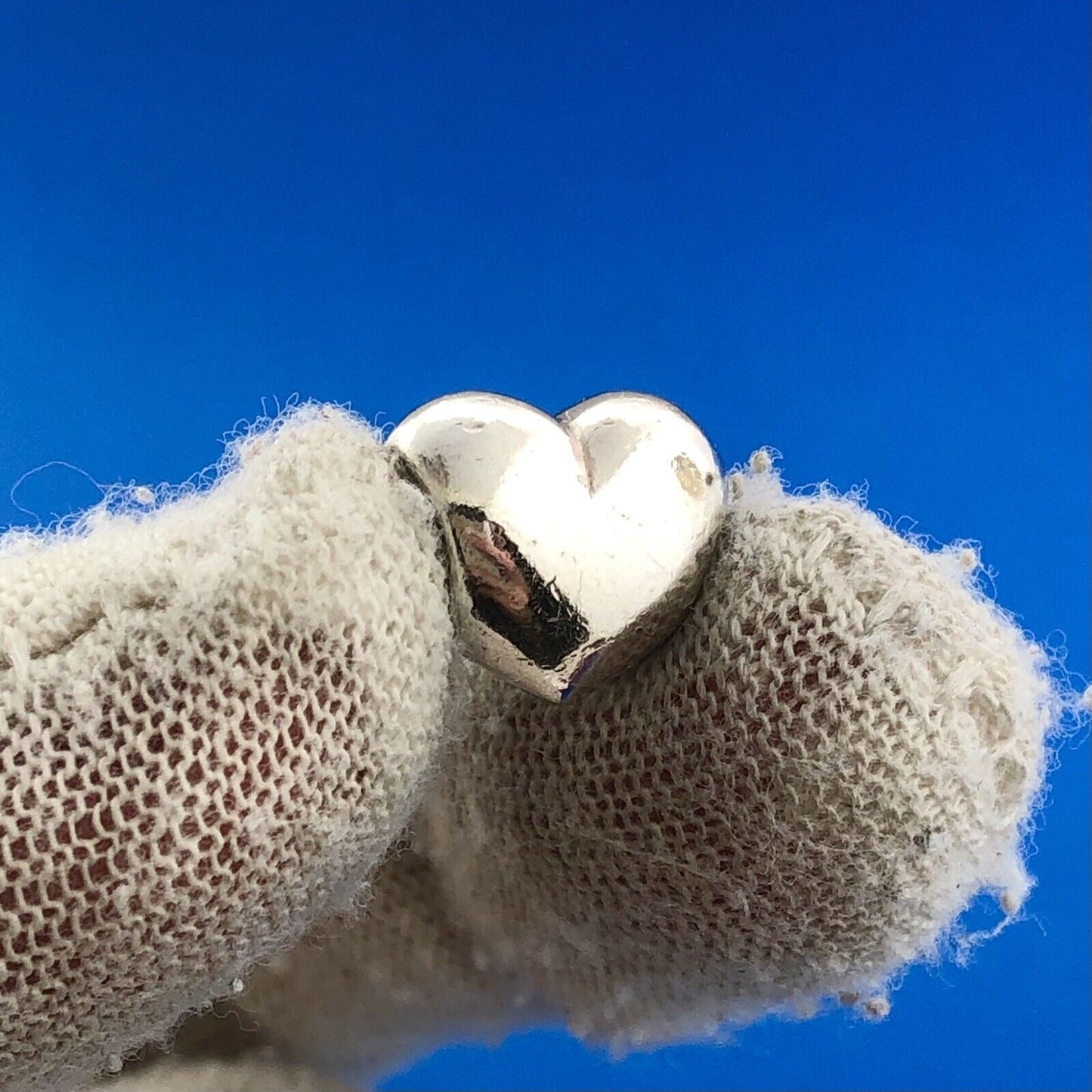 Authentic PANDORA Moments 925 Sterling Silver Puffy Polished Heart Charm 790137