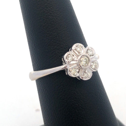 Vintage 14K White Gold Diamond Flower Cluster Sweetheart Promise Engagement Ring