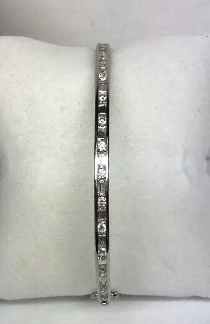 Designer SW Stunning Sterling Silver 925 Cubic Zirconia Hinged Bangle Bracelet