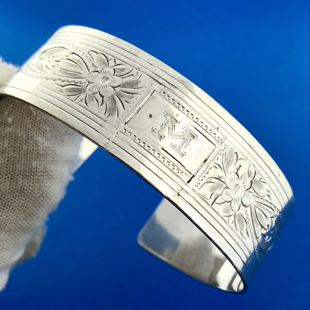 Victorian Edwardian 925 Sterling Silver Etched Floral Monogram M Cuff Bracelet