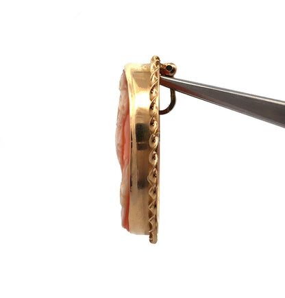 Vintage 14K Yellow Gold Carved Cameo Oval Ribbed Statement Pendant