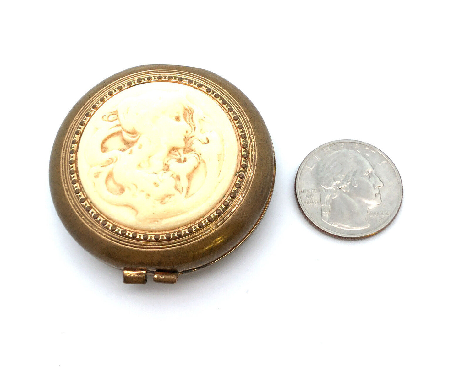 Vintage Estee Lauder Gold Tone Guilloche Carved Cameo Mirror Compact