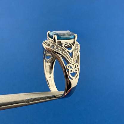 Designer 925 Sterling Silver Aqua Oval Cubic Zirconia White CZ Accent Ring
