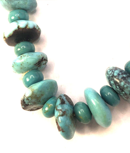 Estate Flat Round Beaded Natural Turquoise Elastic Cord Bracelet