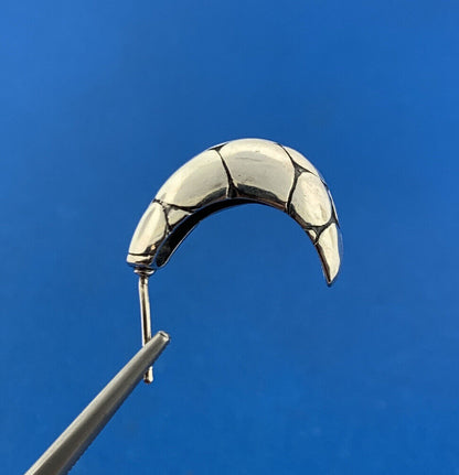 Vintage 925 Sterling Silver Pebbled Snake Skin 3 Dimensional Half Hoop Earrings