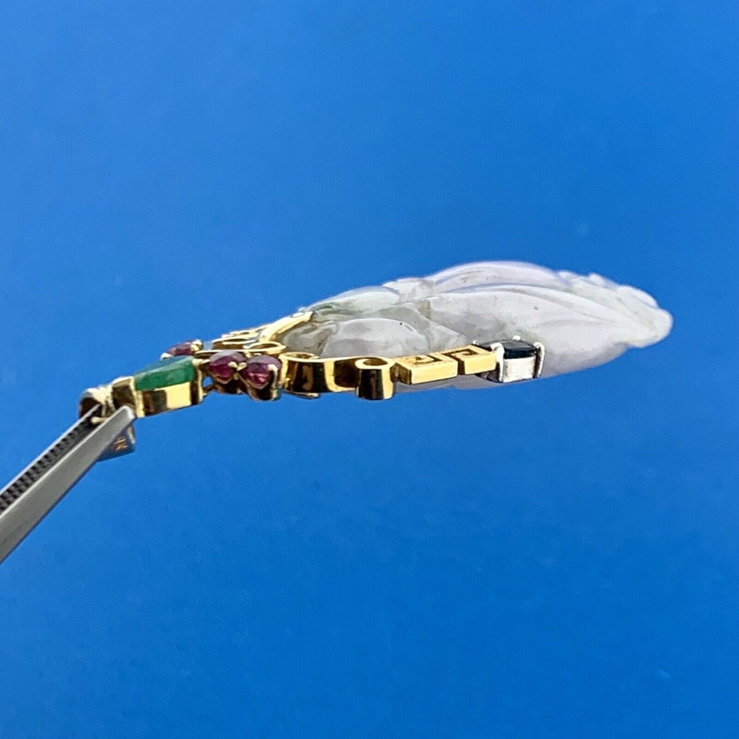 Gorgeous 18k Yellow Gold Carved White Jade Emerald Ruby Sapphire Dangle Pendant