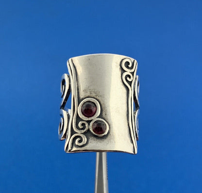 Designer AS Israel Sterling Silver 925 Cabochon Garnet Finger Ring Size 6.25