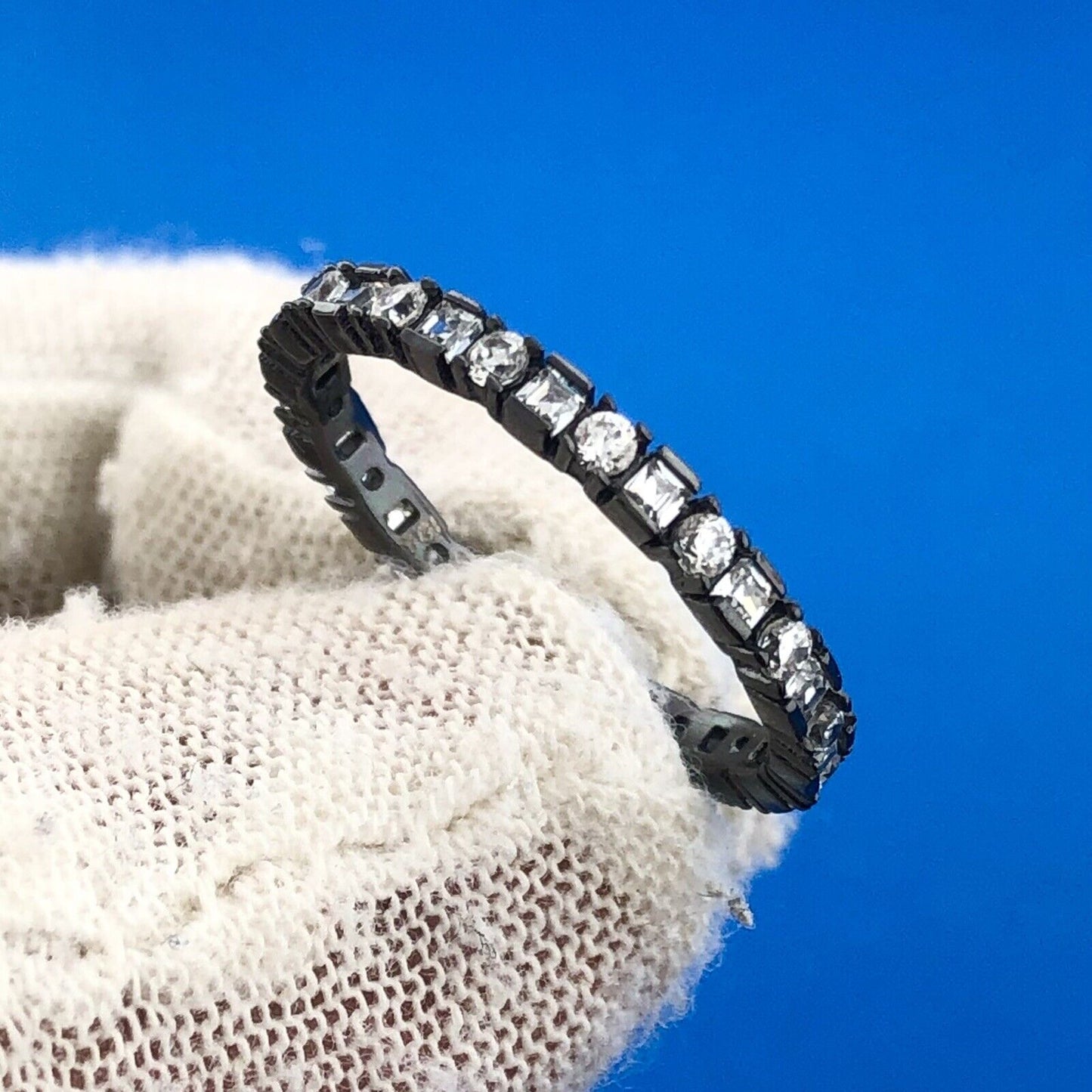 Designer YGI 925 Sterling Silver Cubic Zirconia Antiqued Eternity Band Ring