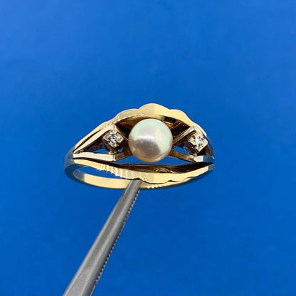 14K Yellow Gold Pearl Diamond Accented June Anniversary Birthstone Occasion Ring