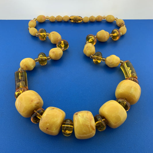 Mid Century Gold Tone Butterscotch Resin Bakelite Celluloid Chunky Bead Necklace
