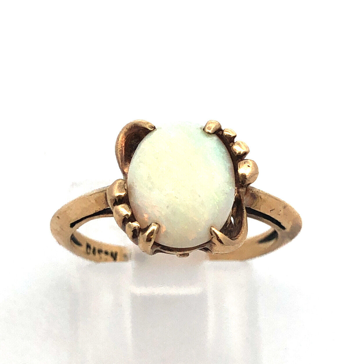 Vintage 10K Yellow Gold Oval Opal October Birthday Anniversary Cocktail Ring