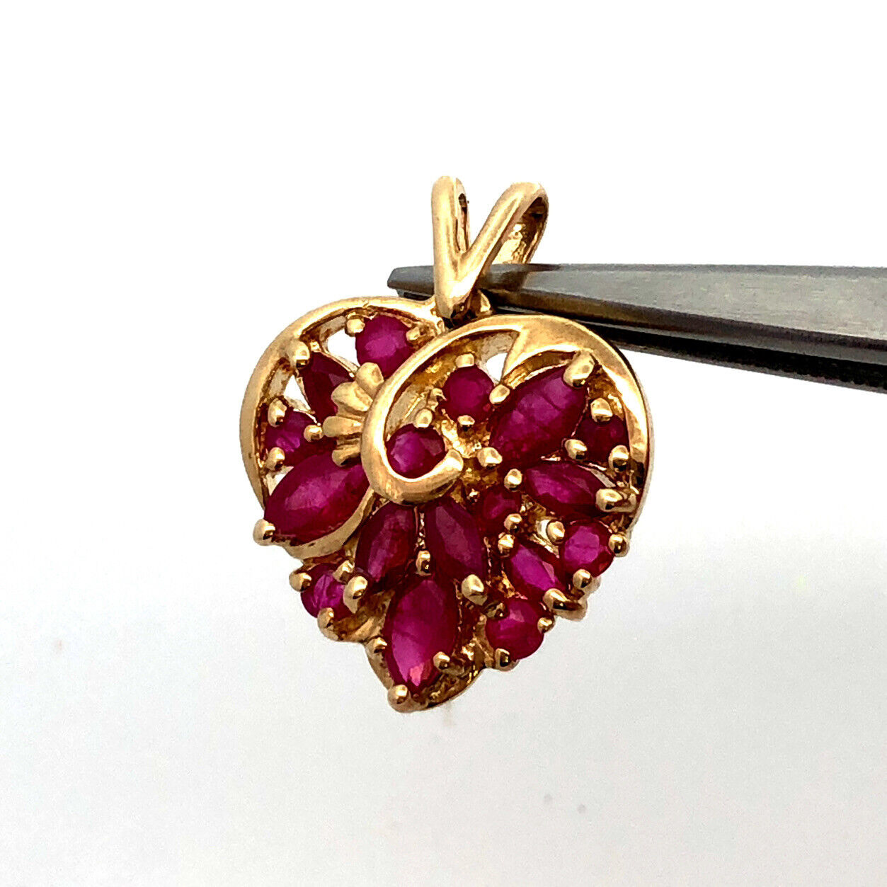 Vintage 10K Yellow Gold Marquise Round Ruby Cluster Heart Pendant