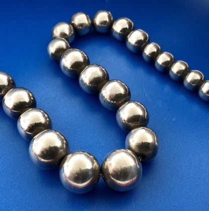 Vintage Taxco TD-29 Sterling Silver 925 Graduated Bead Ball Statement Necklace
