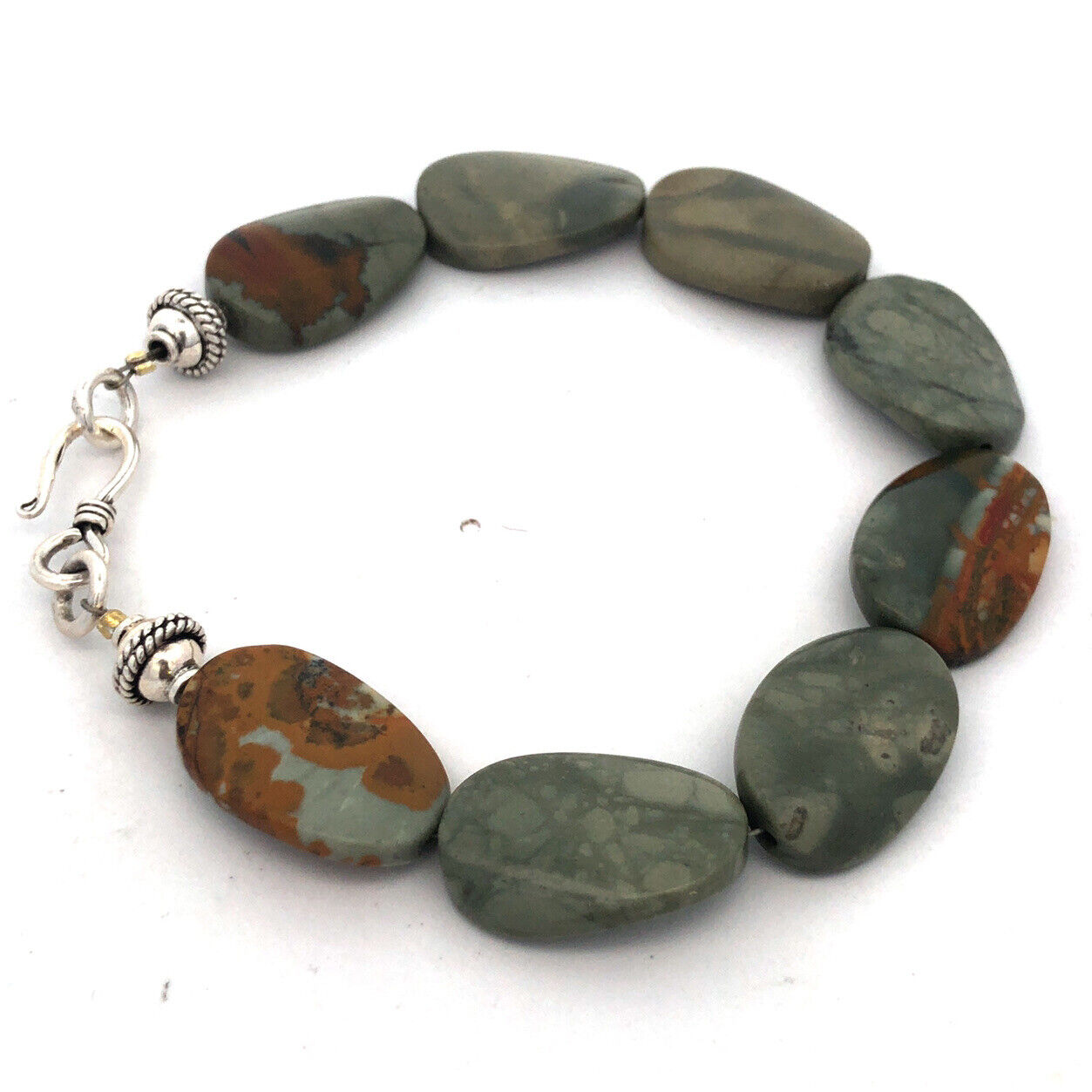 925 Sterling Silver Estate Oval Multicolor Green Bloodstone Beaded Hook Bracelet