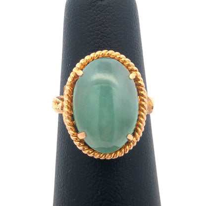 Vintage 18K Yellow Gold Natural Oval Green Jadeite Jade Ring Size 5.25