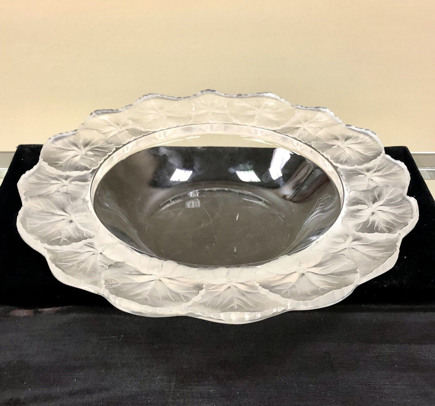 Mid Century France Lalique Honfleurs Geranium Clear Frosted Crystal Leaf Bowl