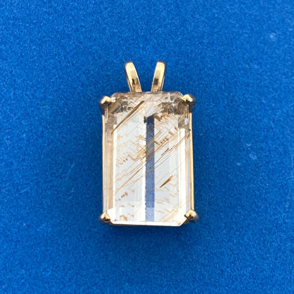 Mystical 14K Yellow Gold Golden Reticulated Quartz Well Being Statement Pendant