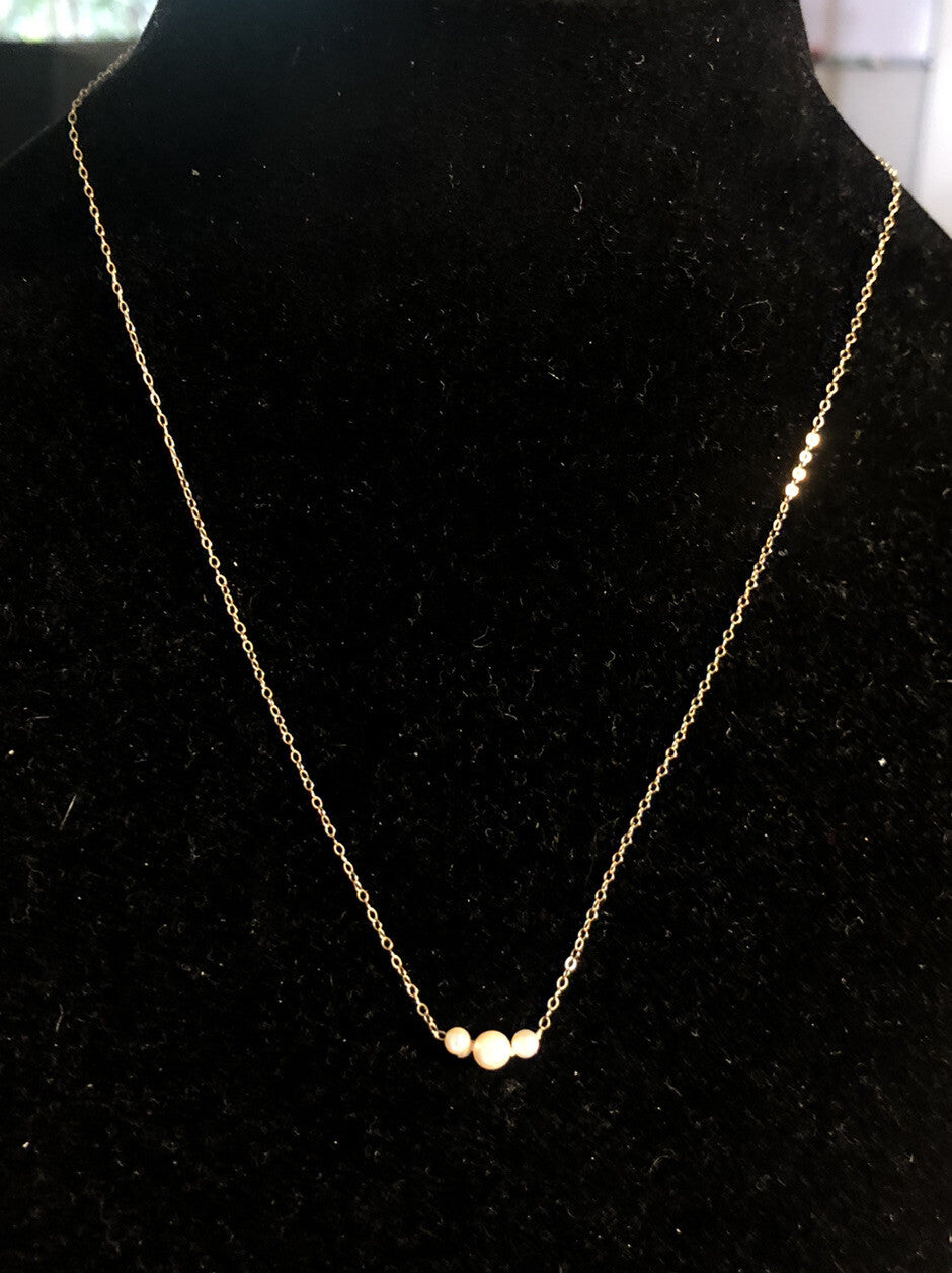 14K Yellow Gold Pearl Trio Wedding Anniversary June Bridal Petite Link Necklace