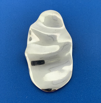 Designer Stunning Sterling Silver 925 Abstract Oval Crunched Wavy Pendant