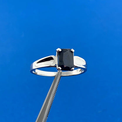 Elegant 14K White Gold Sapphire September Anniversary Birthday Modernist Ring