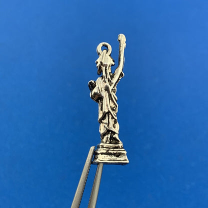 Vintage Sterling Silver 925 Statue of Liberty New York Souvenir Bracelet Charm
