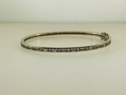 Designer SW Stunning Sterling Silver 925 Cubic Zirconia Hinged Bangle Bracelet