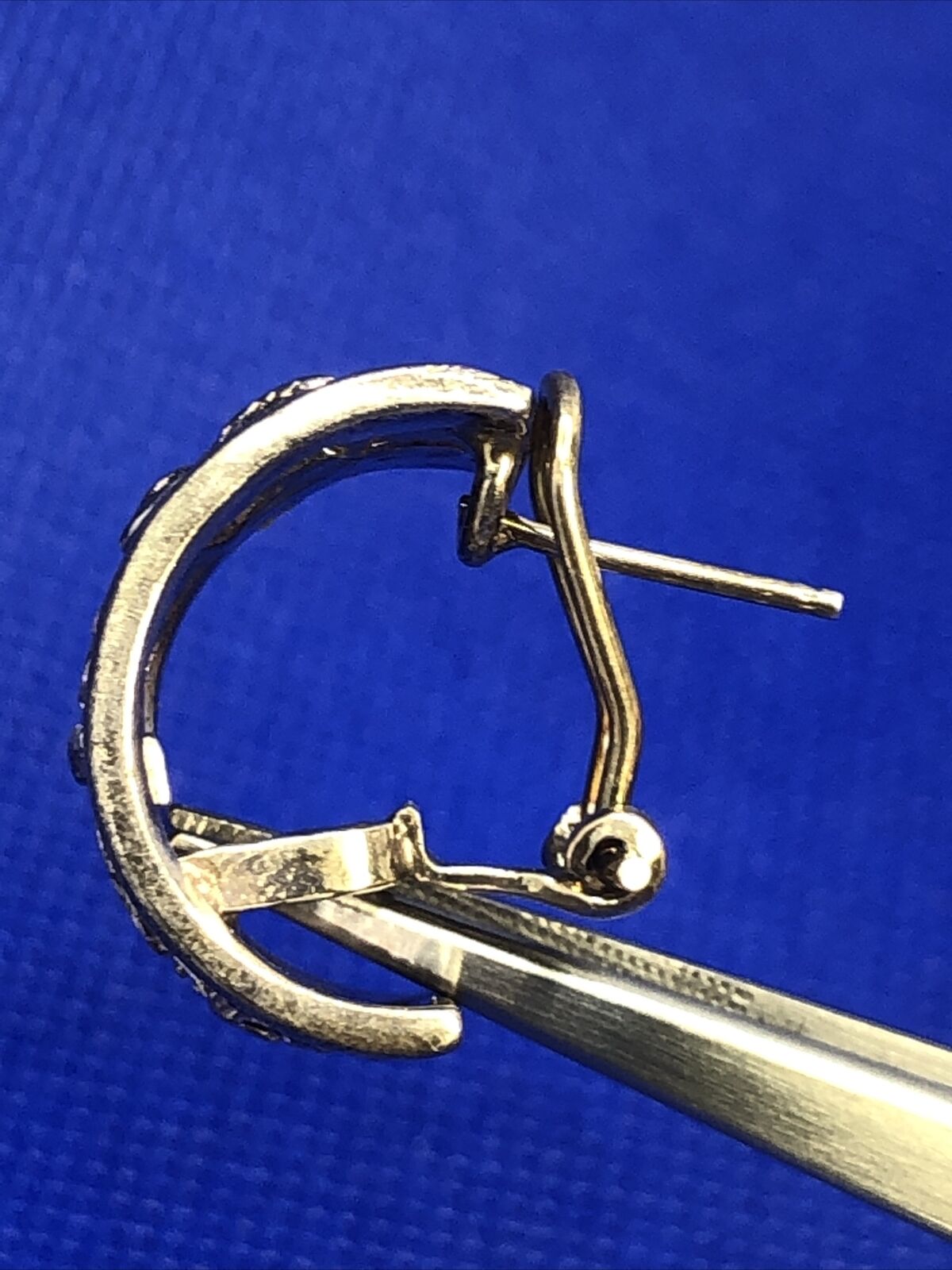 Native Tribal Gods 925 Sterling Silver Purple Enamel Half Hoop Stud Earrings