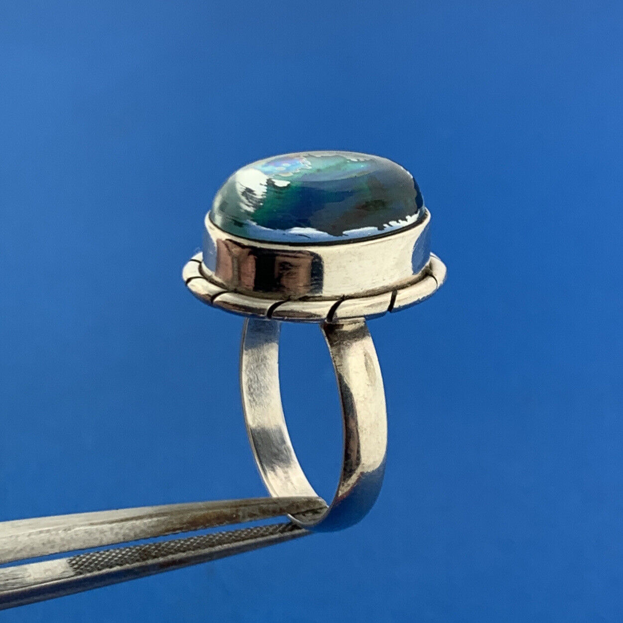 Stunning Sterling Silver 925 Cabochon Blue Green Glass Statement Ring Size 6.25