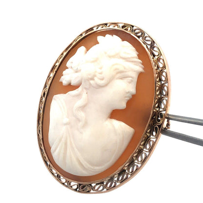 Vintage 10K Yellow Gold Oval Carved Brown Cameo Filigree Brooch Pendant