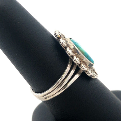 Vintage Native American Unsigned Sterling Silver Oval Turquoise Floral Bead Ring