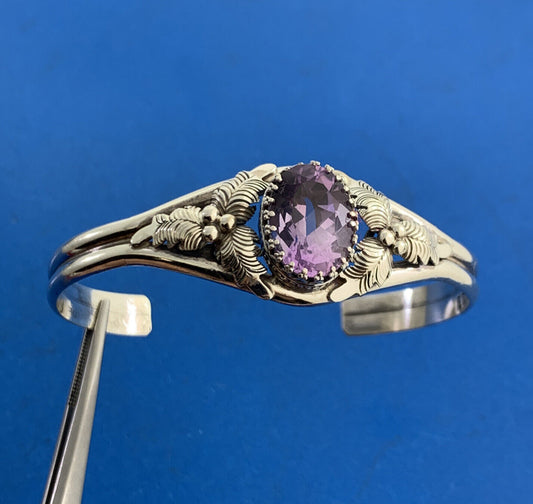 Vintage Native American E D 925 Sterling Silver Oval Amethyst Cuff Bracelet