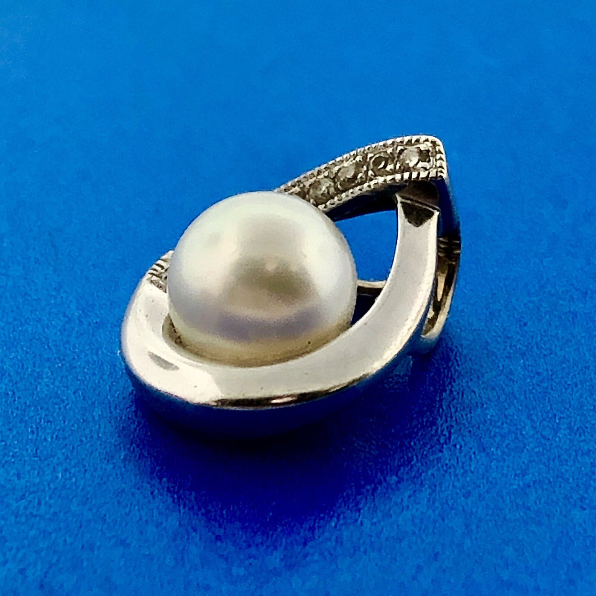 Designer 14K White Gold Pearl Diamond Bridal June Infinity Anniversary Pendant