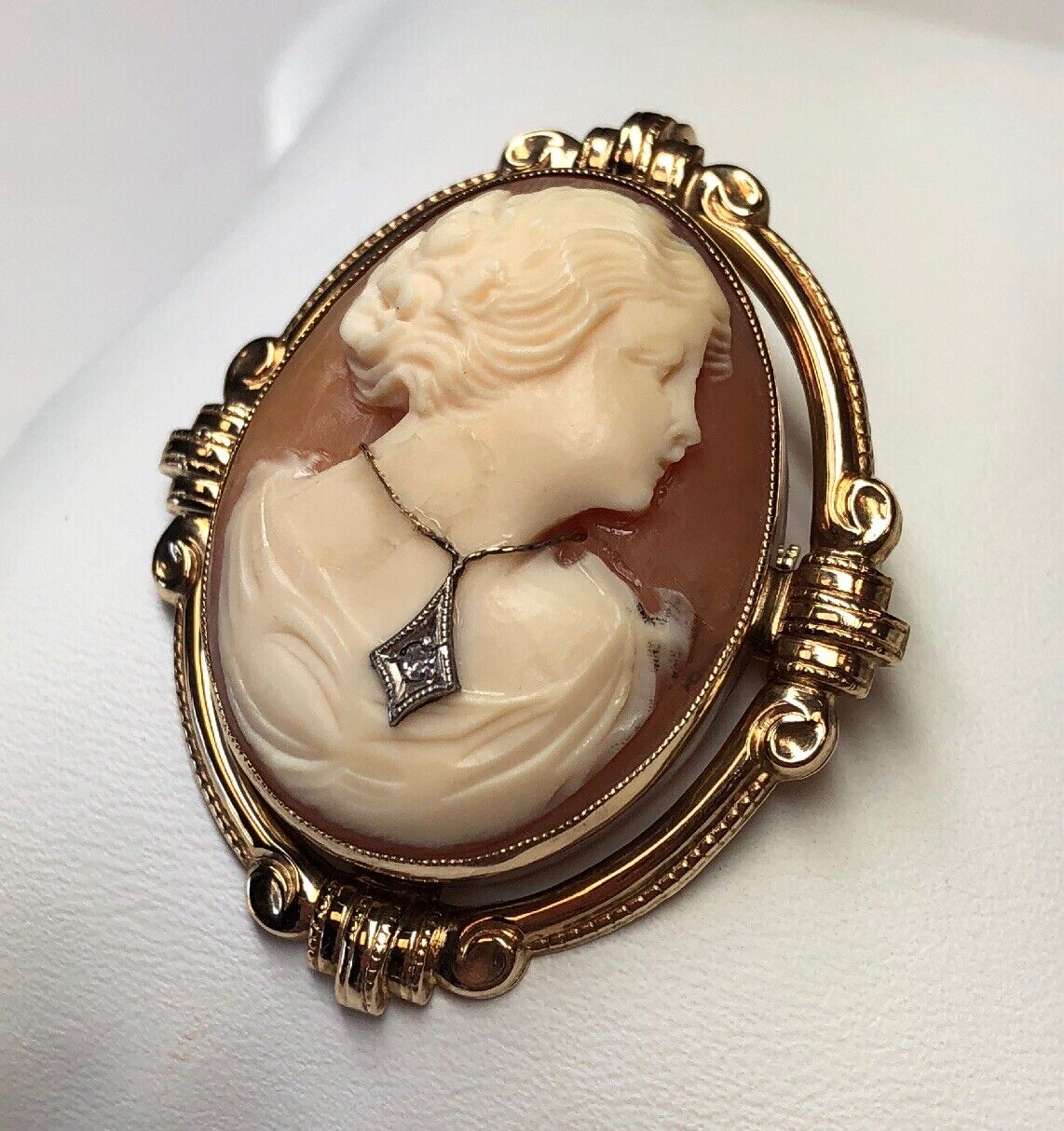 Vintage ESEMCO 14K Yellow Gold Diamond Caved Cameo Scroll Bead Pin Pendant