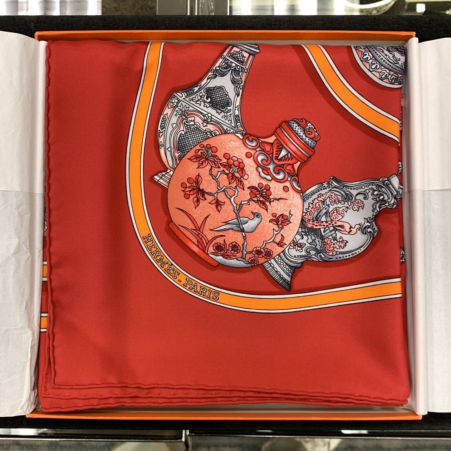 Hermes Carre 90 100% Silk Twill Crimson Qu'importe Flacon Neckerchief Scarf