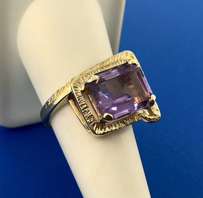 Retro Modernist 10K Yellow Gold Amethyst Solitaire Statement Free Form Ring