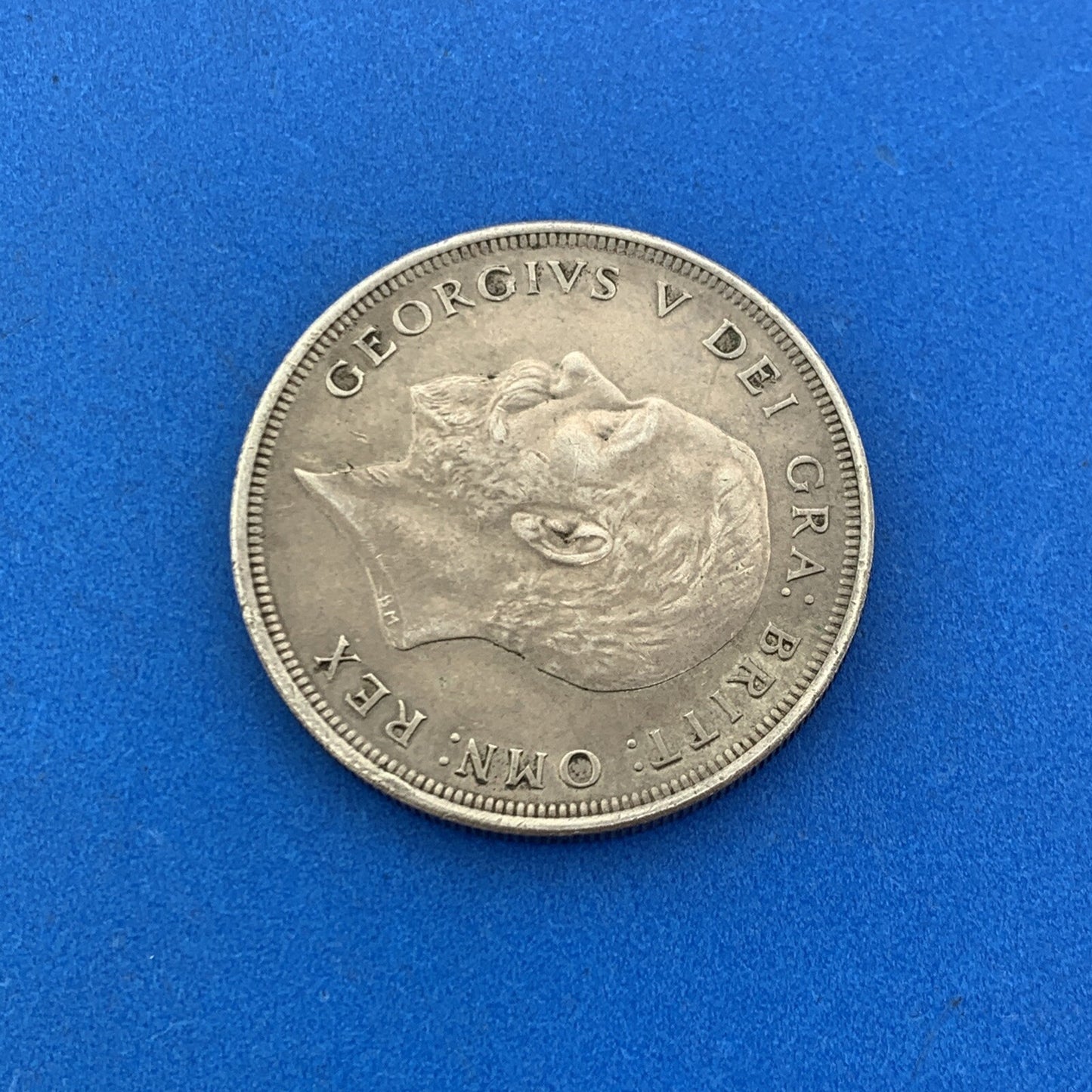 1928 British 1 Crown George V Wreath Crown 50% Silver Better Key Date Coin