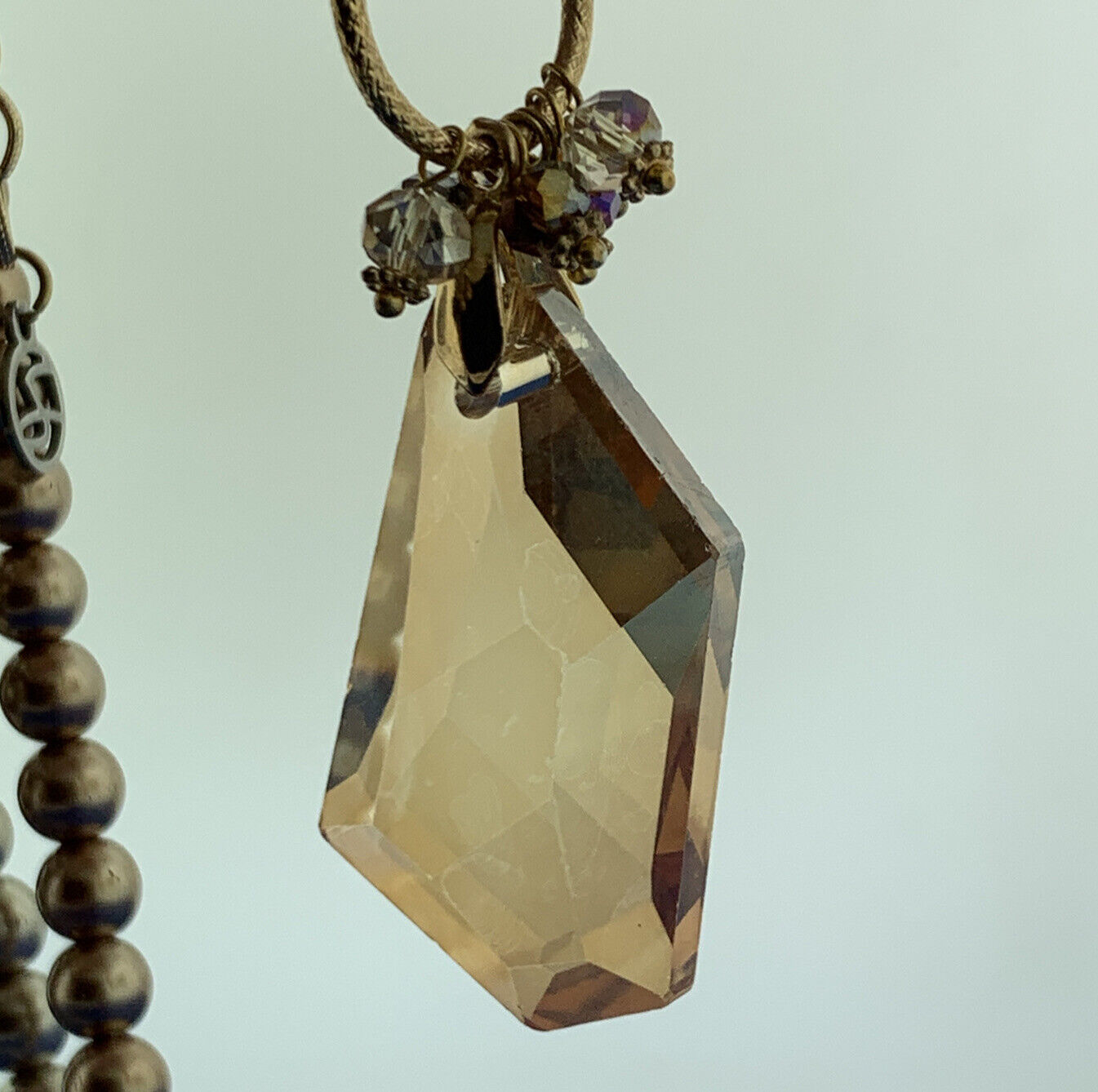 Gold Tone Faux Pearl Crystal Bead Faceted Glass Pendant Statement Necklace