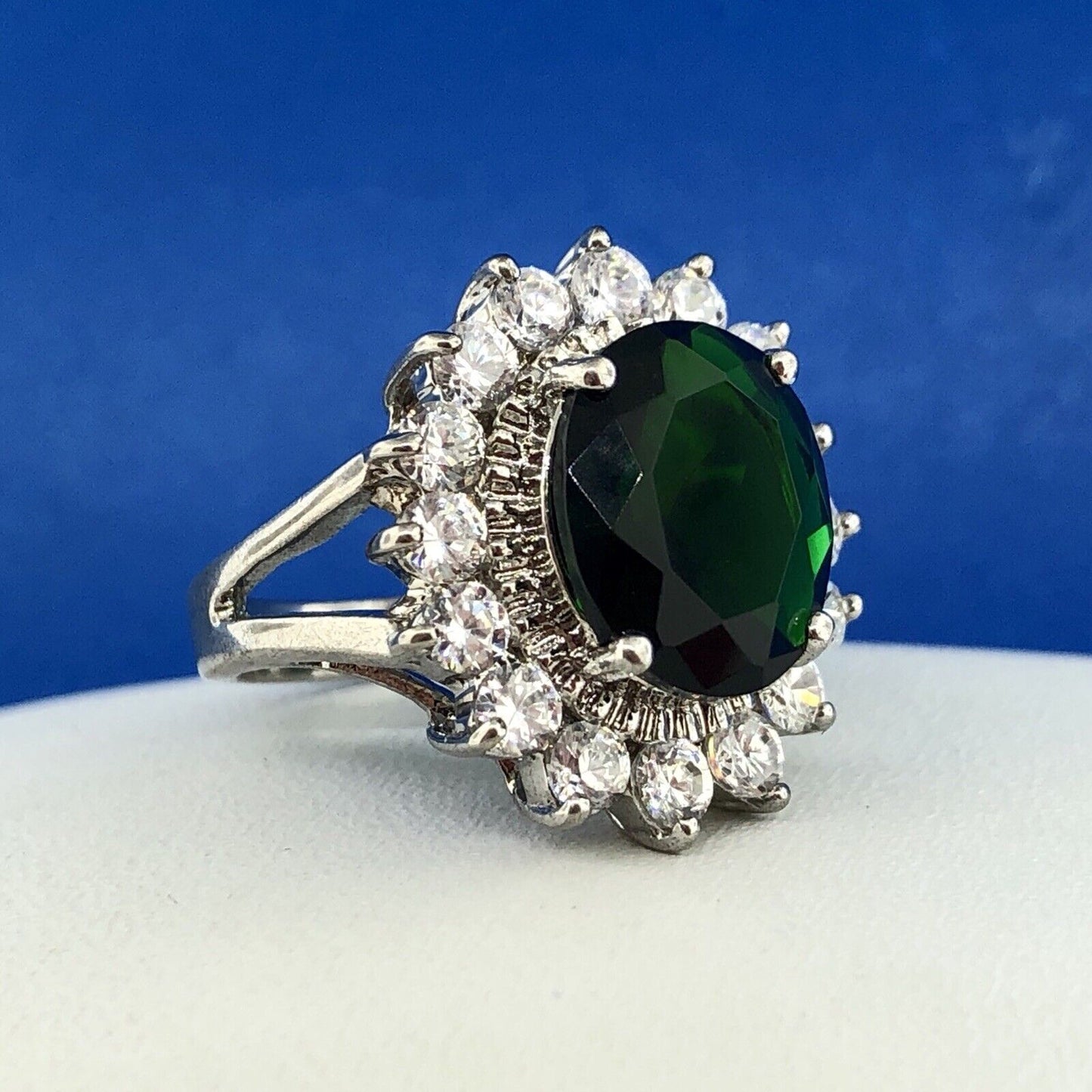 Retro Sterling Silver 925 Green White CZ Statement Fashion Cocktail Ring