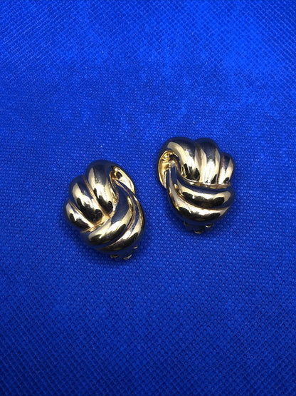 Vintage Ciner Gold Tone Modernist Ribbed Chunky Clip On Earrings