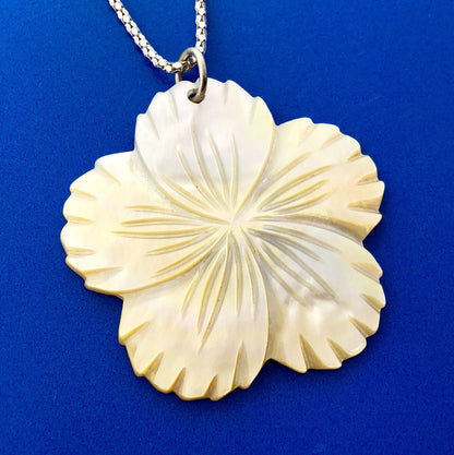 Dramatic Milor Italy Sterling Silver 925 Carved Mother Of Pearl Pendant Necklace