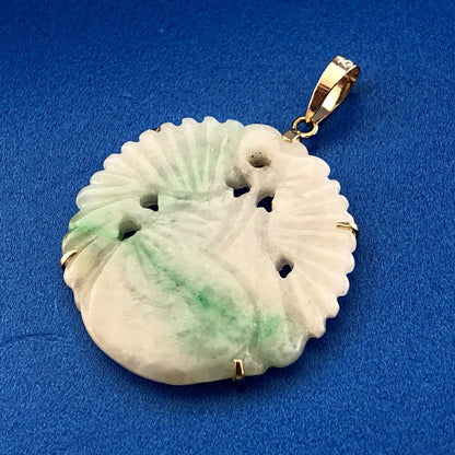 Vintage 18K Yellow Gold Carved White Green Jade Jadeite Oriental Disc Pendant