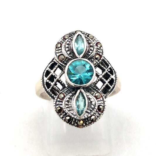 Vintage 925 Sterling Silver Blue Cubic Zirconia Marcasite Lattice Detailed Ring