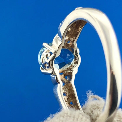 Exquisite 925 Sterling Silver Oval Blue Topaz Diamond December Anniversary Ring