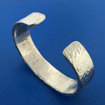 Native American 925 Sterling Silver Hammered Abstract Statement Cuff Bracelet