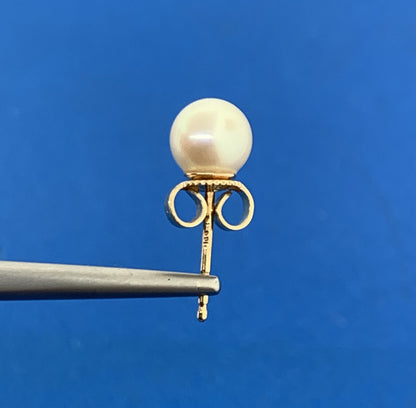 Designer 14K Yellow Gold Pearl 6.4mm Solitaire Classic Stud Earrings